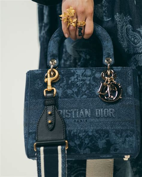 dior purses spring 2021